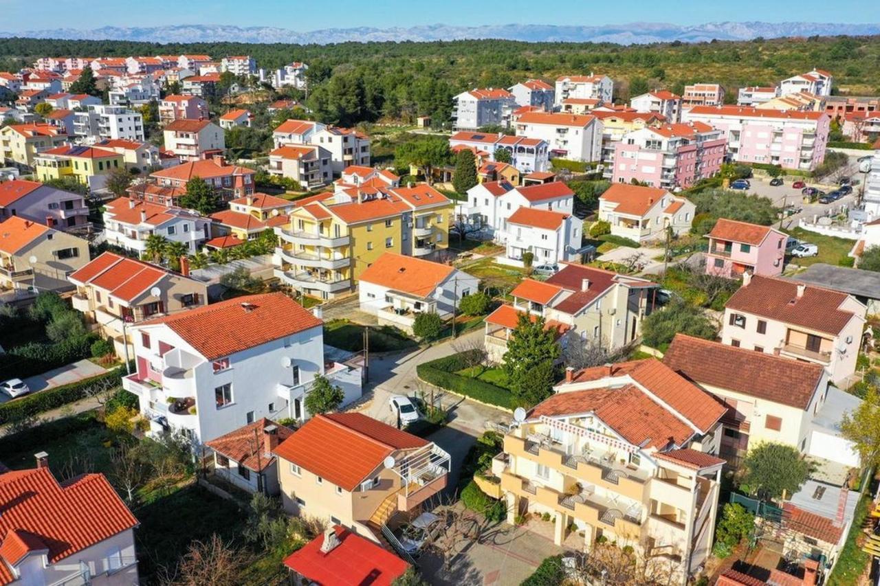Apartments Mira Zára Kültér fotó