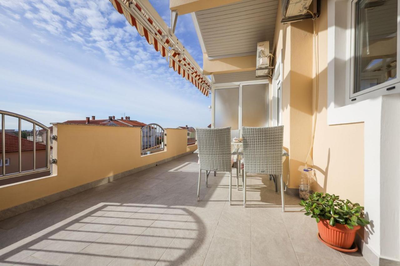 Apartments Mira Zára Kültér fotó