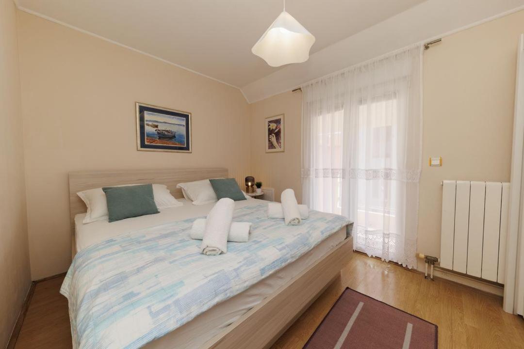 Apartments Mira Zára Kültér fotó
